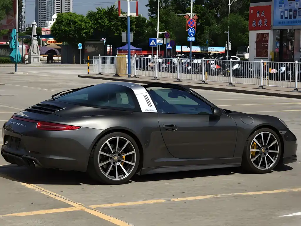 Porsche 911 2014 Targa 4 3.4L