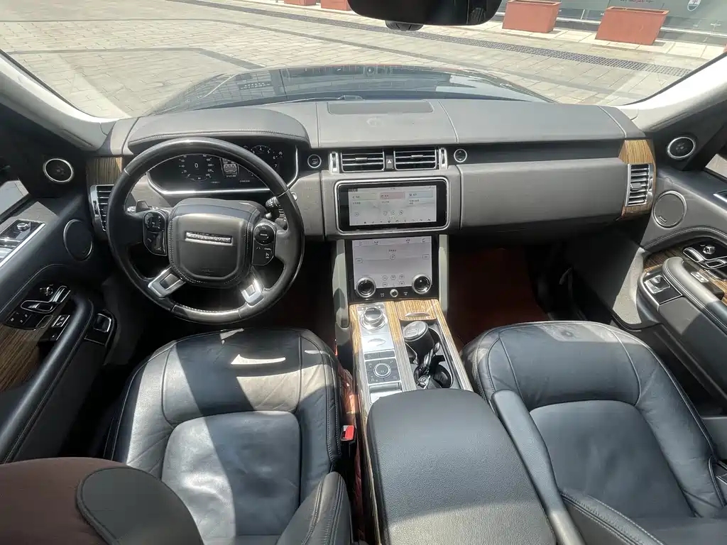 Land Rover Range Rover 2018 3.0 SC V6 Vogue