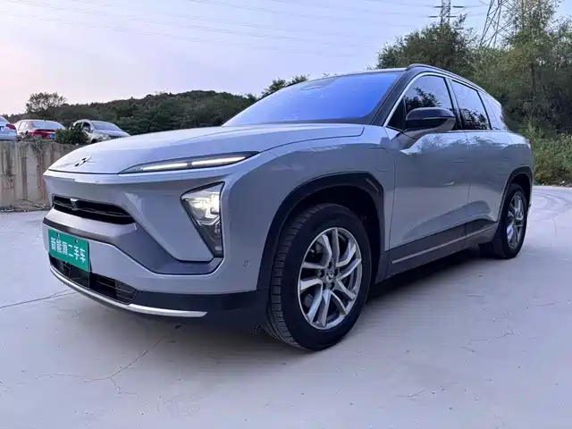 NIO ES6