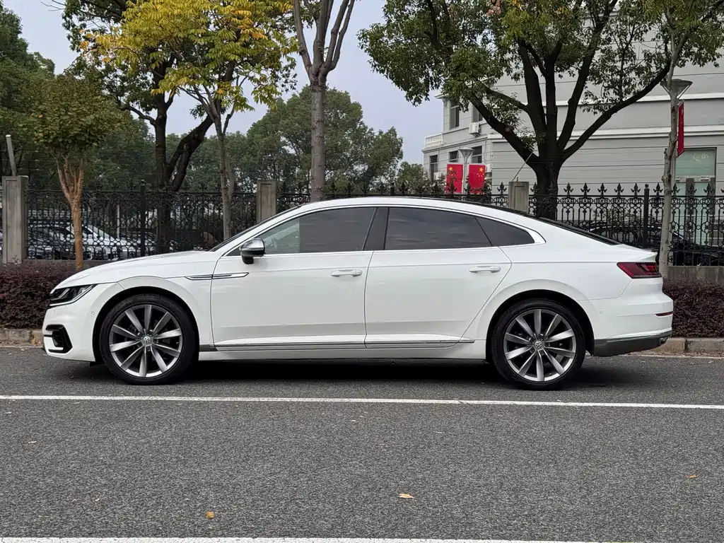 Volkswagen CC — миниатюра 4