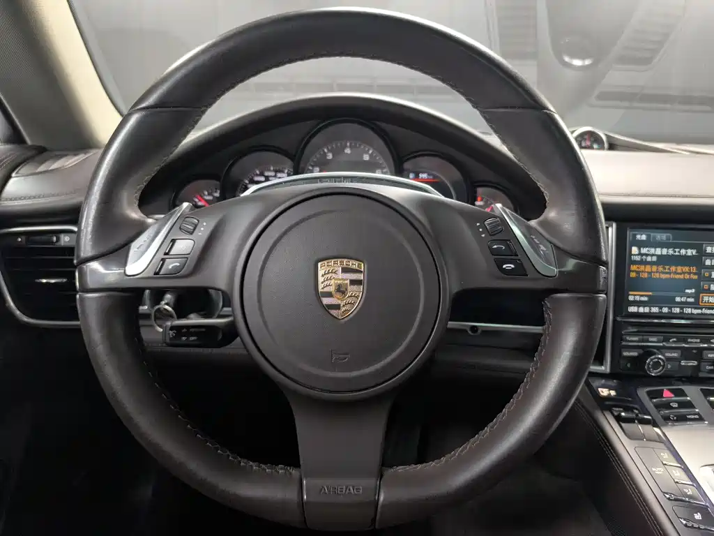 Porsche Panamera 2010 Panamera S 4.8L