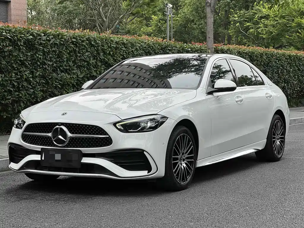 Mercedes-Benz C-Class 2022