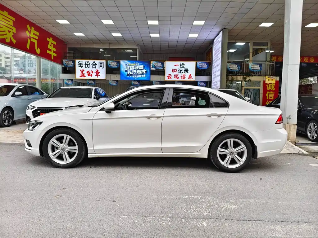 Volkswagen Lamando — миниатюра 12