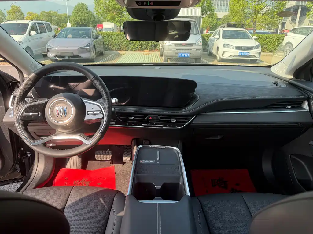 Buick LaCrosse — миниатюра 5