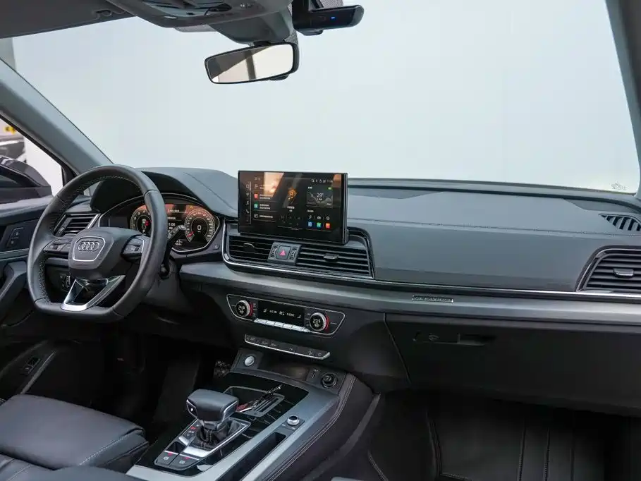Audi Q5L — миниатюра 8