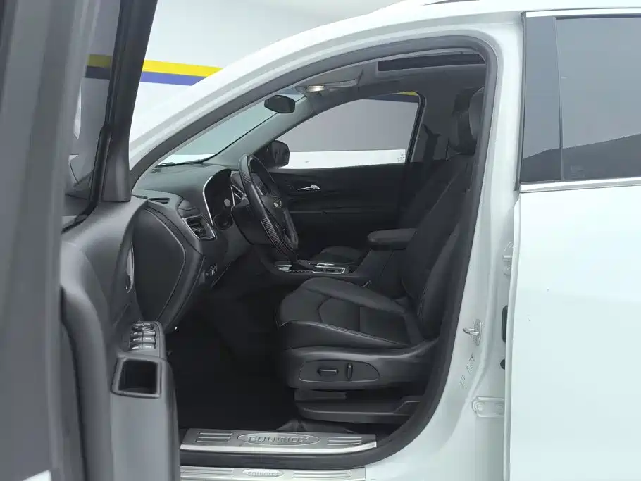 Chevrolet Equinox — миниатюра 9