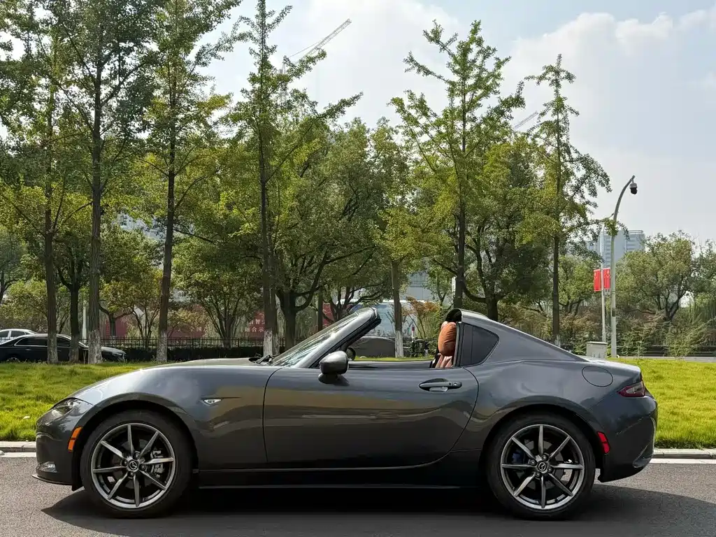 Mazda MX-5 — миниатюра 5