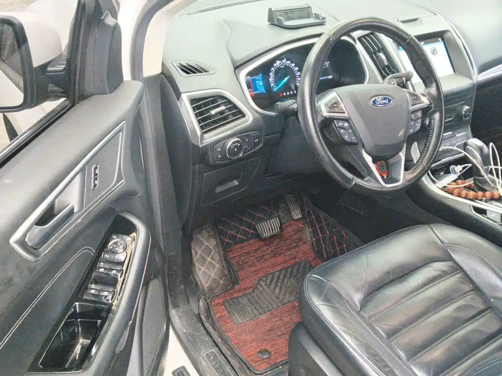 Ford Edge — миниатюра 14
