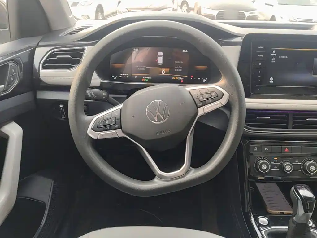 Volkswagen Tharu — миниатюра 11