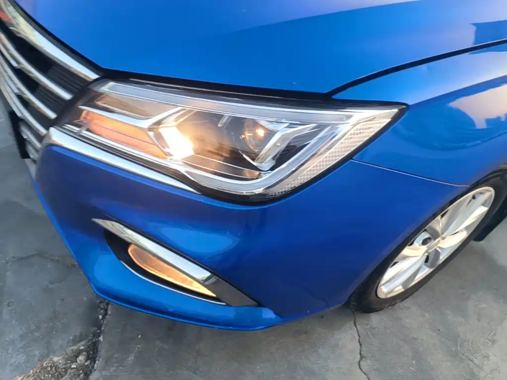 Roewe i5 — миниатюра 24