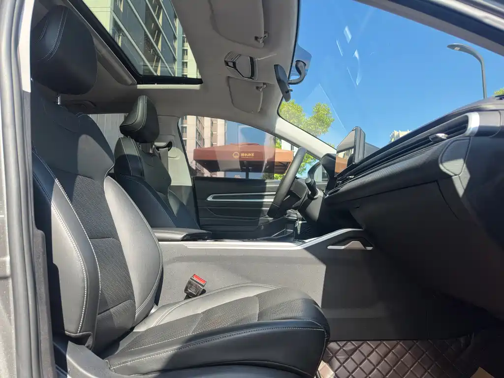Geely Emgrand - фото 10