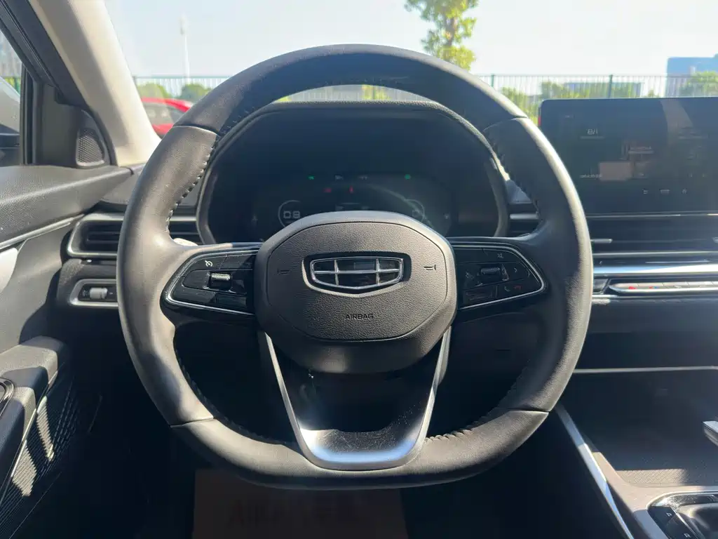 Geely Emgrand - фото 16