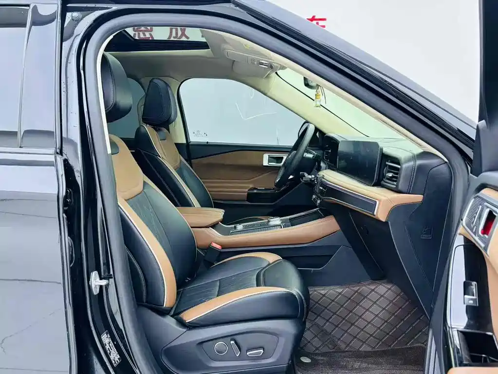 Ford Explorer — миниатюра 17