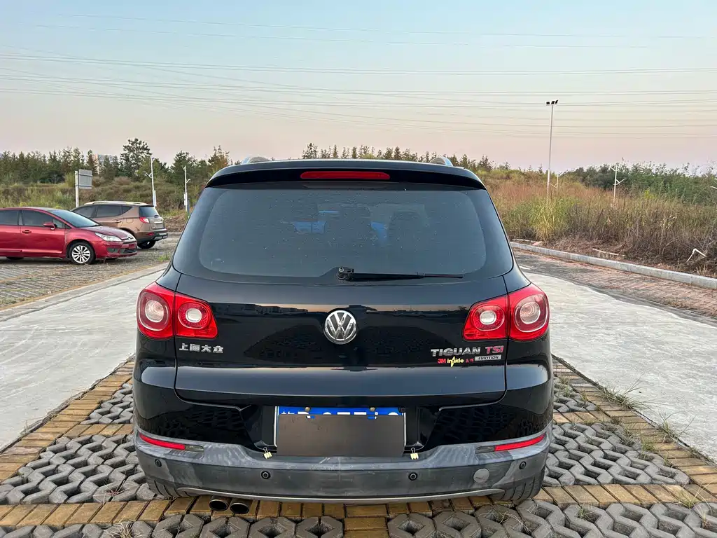 Volkswagen Tiguan — миниатюра 4