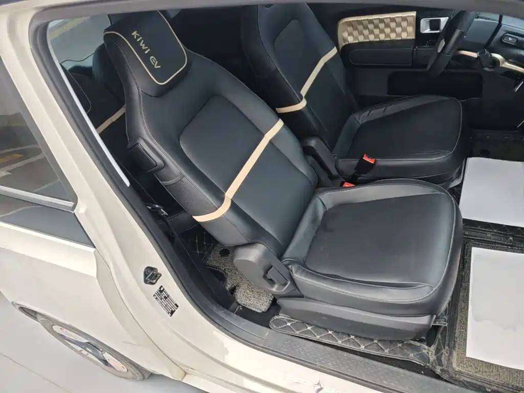 Baojun KiWi EV — миниатюра 25