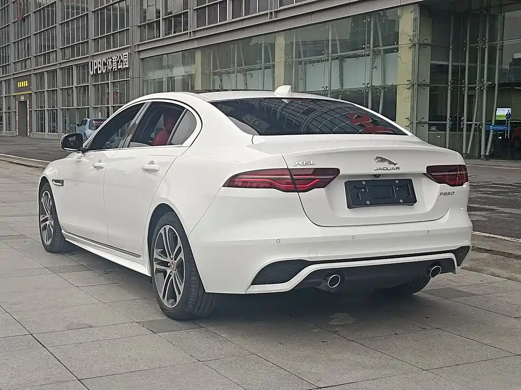 Jaguar XEL 2024 2.0T 250PS R-DYNAMIC S Sport