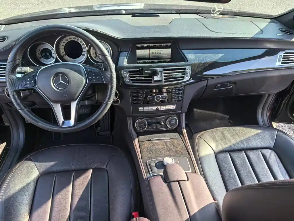 Mercedes-Benz CLS — миниатюра 6