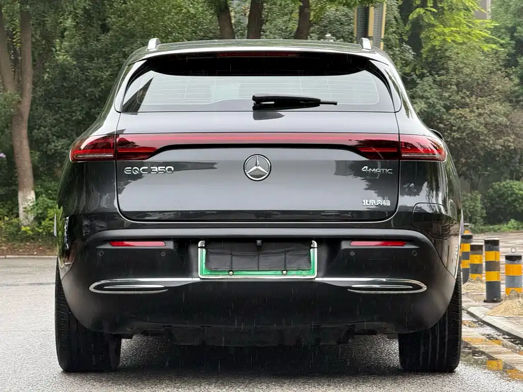 Mercedes-Benz EQC — миниатюра 5