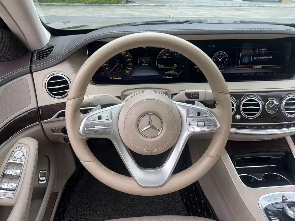 Mercedes-Benz S-Class — миниатюра 8