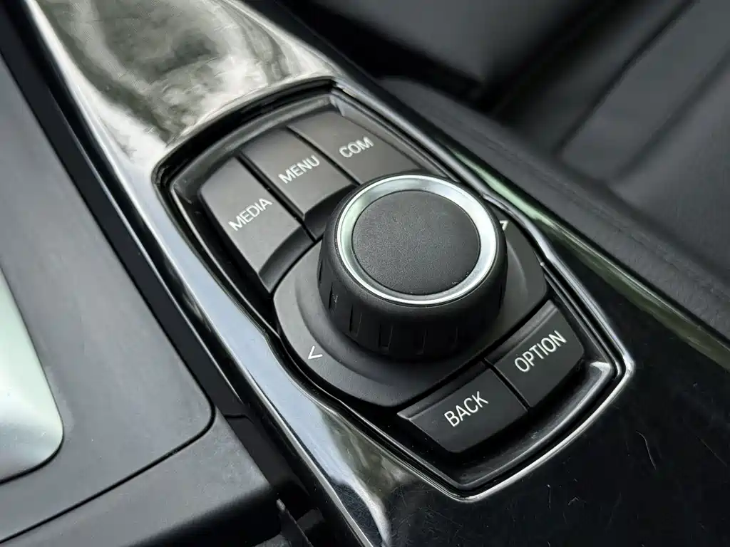 BMW 3 Series GT — миниатюра 34