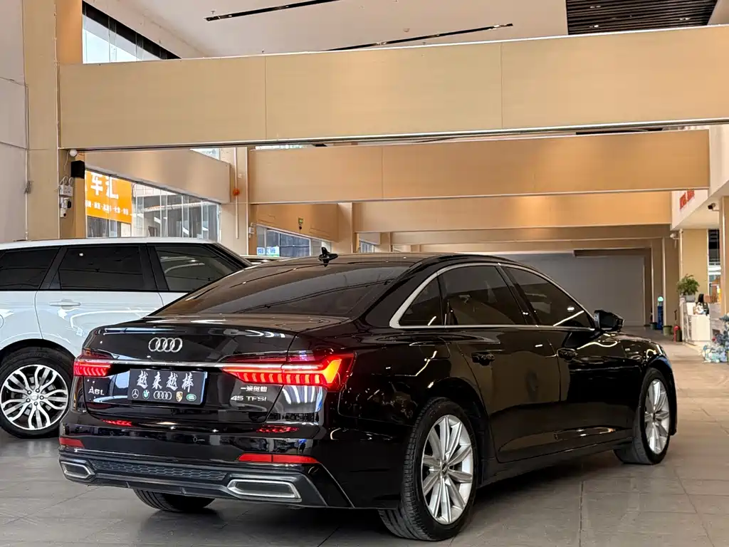 Audi A6L — миниатюра 9