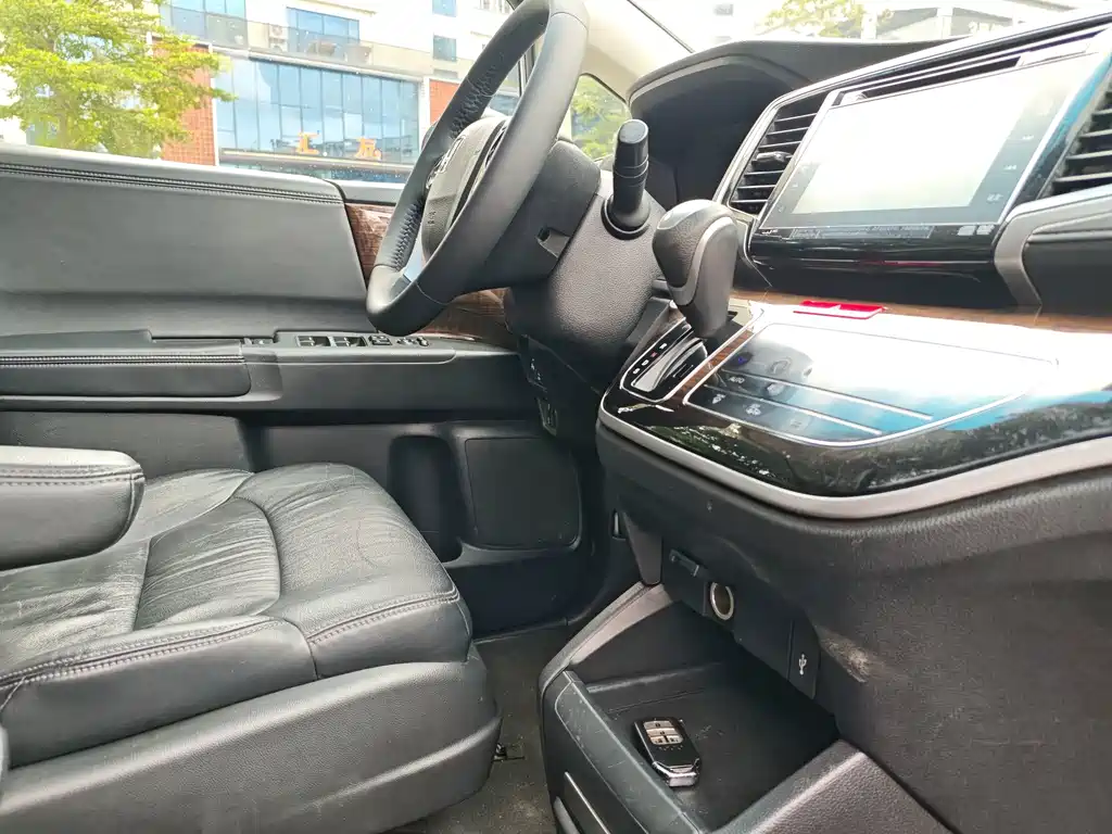 Honda Odyssey — миниатюра 18