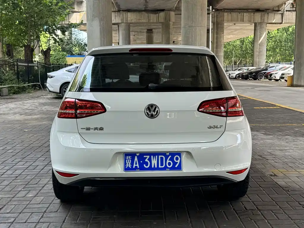 Volkswagen Golf — миниатюра 6