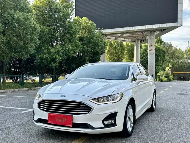 FORD MONDEO 2022