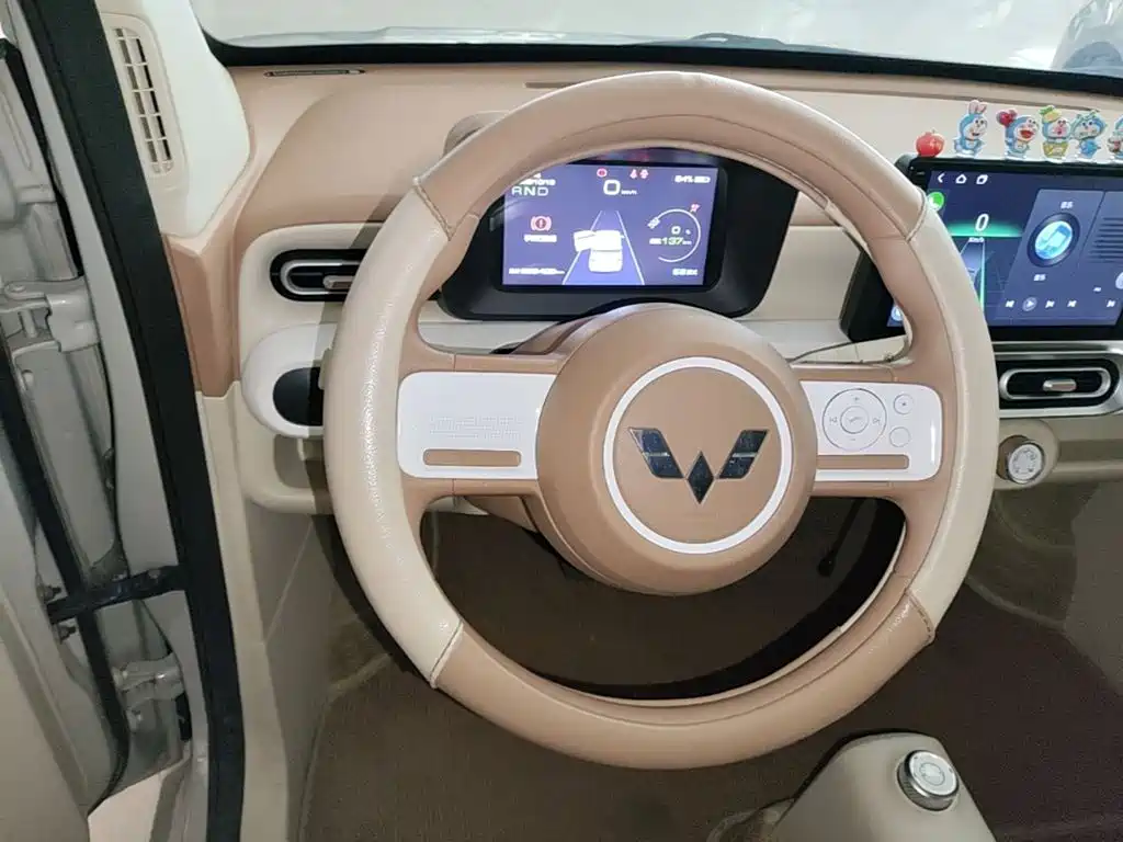 Wuling MINIEV — миниатюра 11