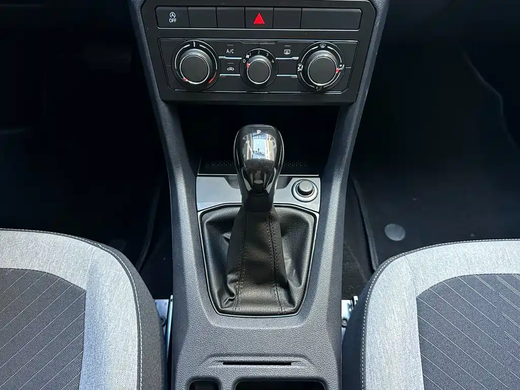 Volkswagen Tharu — миниатюра 15