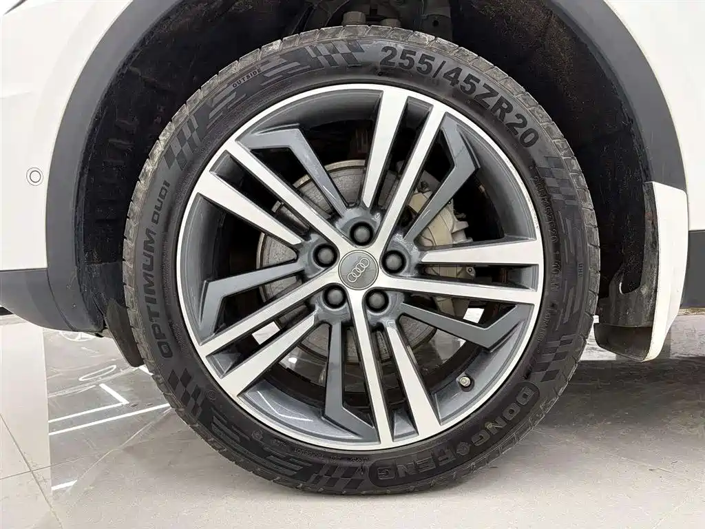 Audi Q5L — миниатюра 6