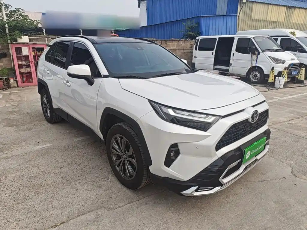 Toyota RAV4 — миниатюра 4