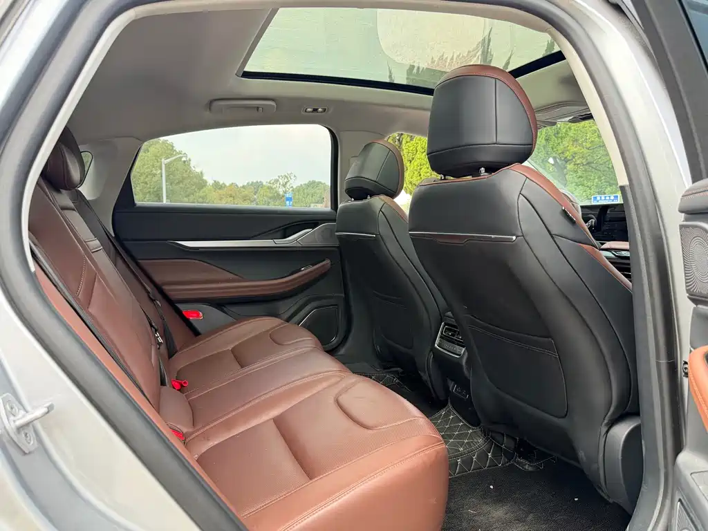 Lincoln Z — миниатюра 20