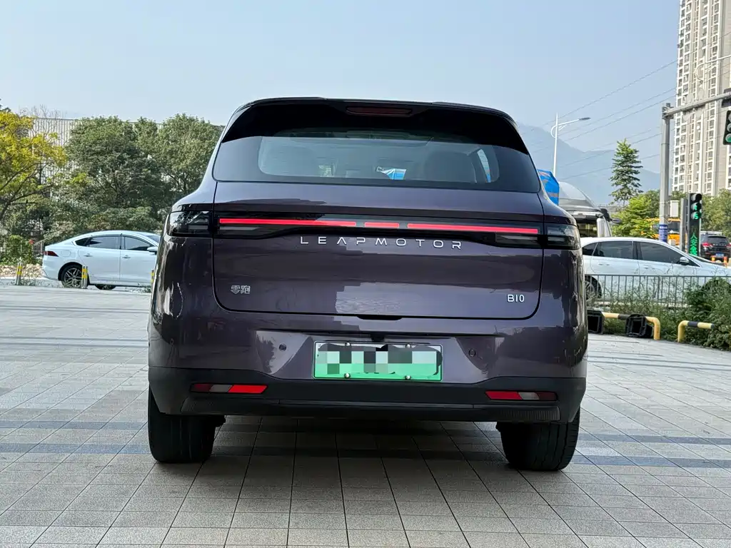 Leapmotor Leapmotor B10 — миниатюра 14