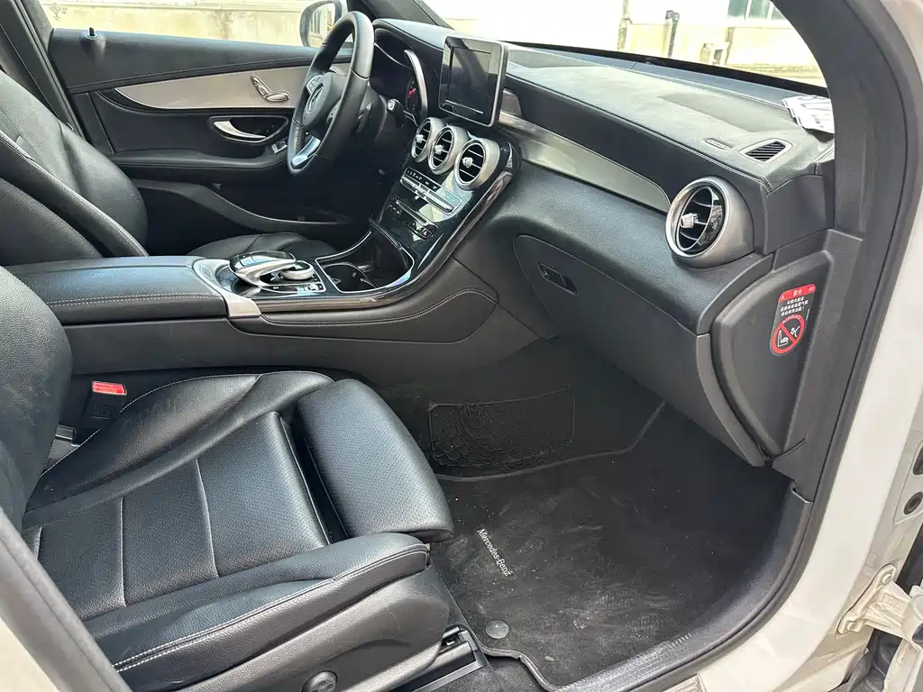 Mercedes-Benz GLC — миниатюра 17