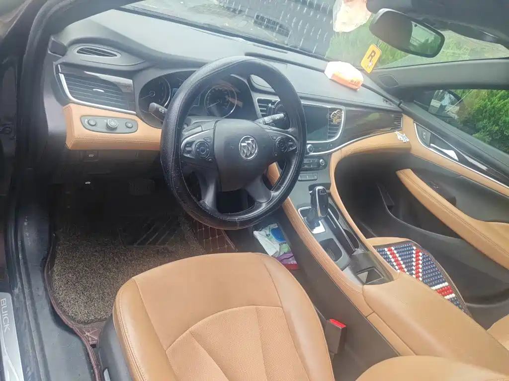 Buick LaCrosse — миниатюра 11