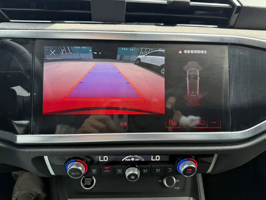Audi Q3 — миниатюра 15