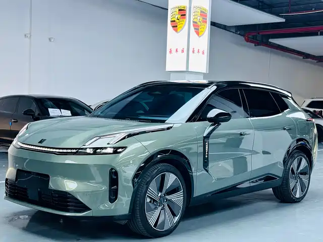 LYNK & CO. 08 EM P 2024