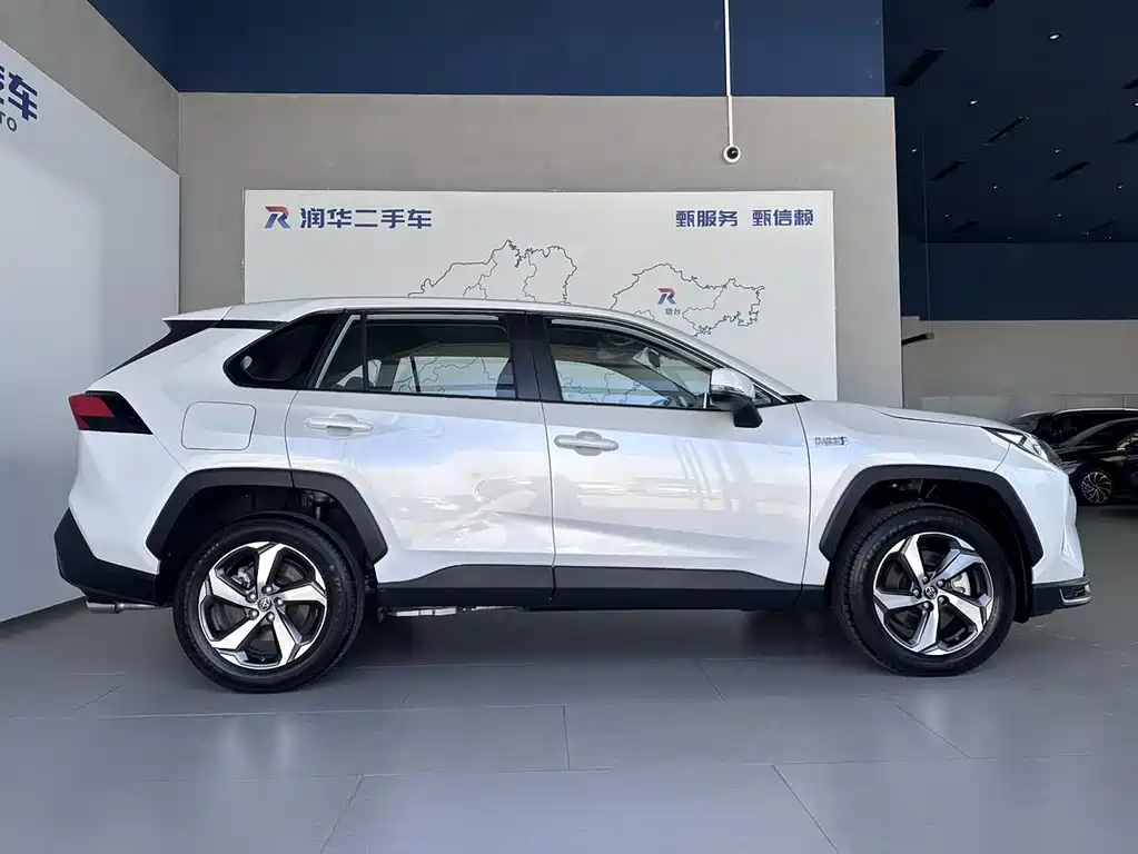 Toyota RAV4 Prime — миниатюра 3
