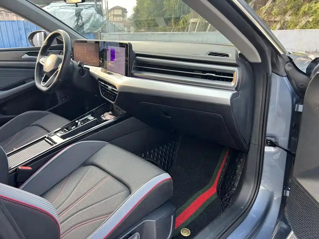 Volkswagen Lamando — миниатюра 8