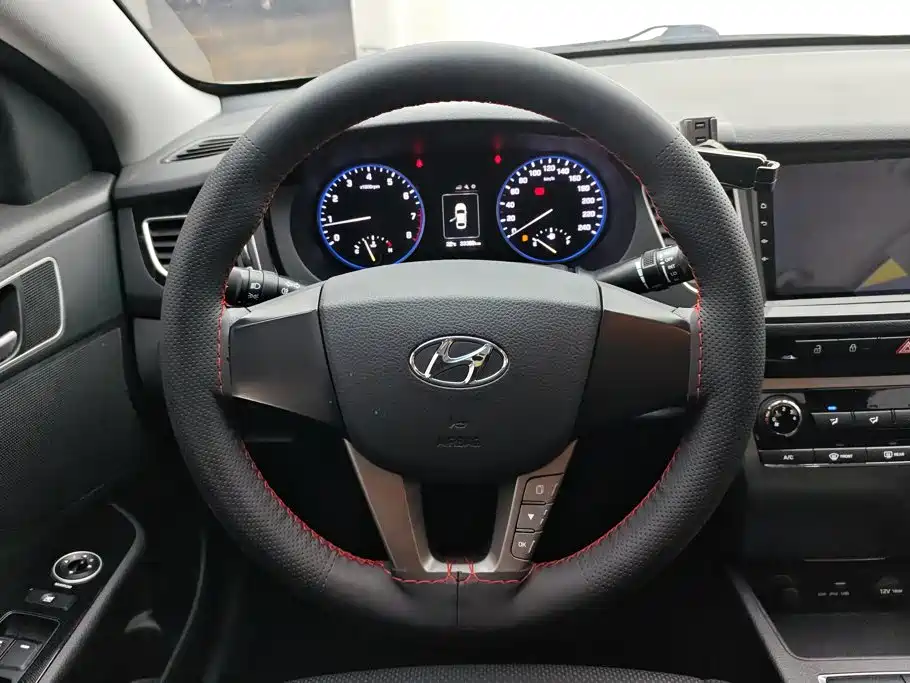 Hyundai Mistra — миниатюра 15