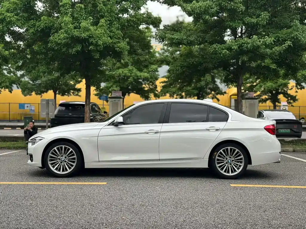 BMW 3 Series — миниатюра 5