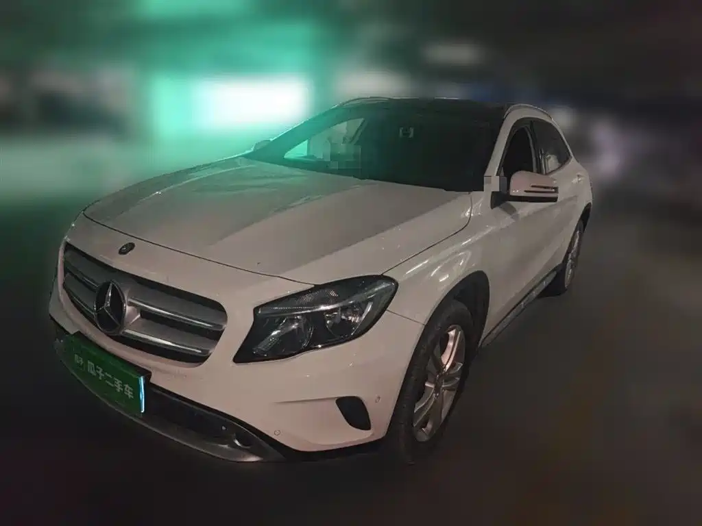 Mercedes-Benz GLA 2016