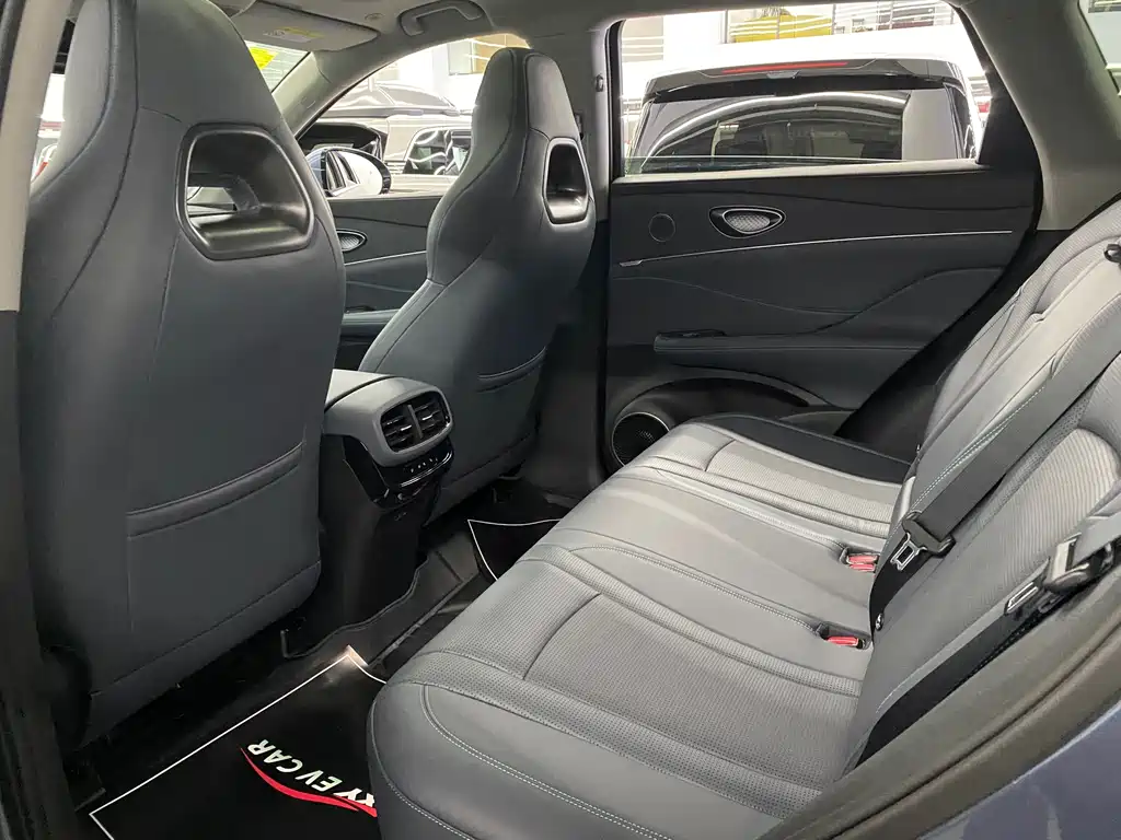 BYD SEA LION 07 DM I