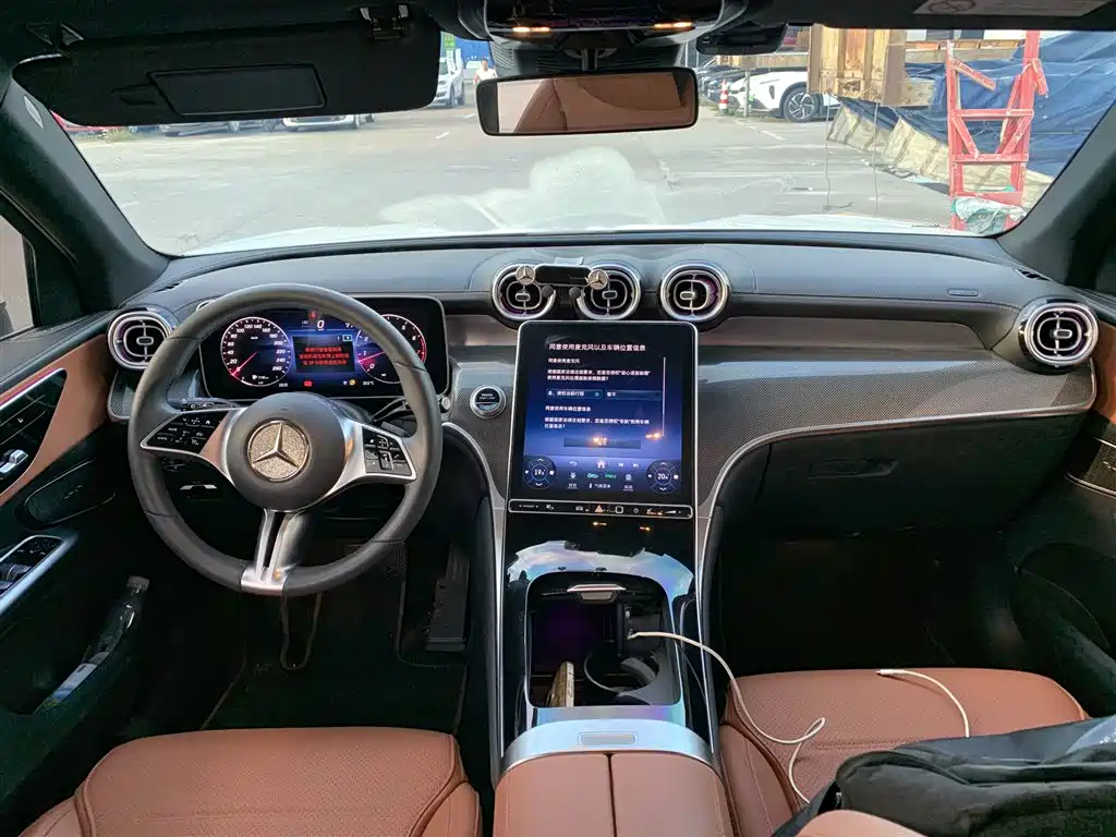 Mercedes-Benz GLC — миниатюра 6