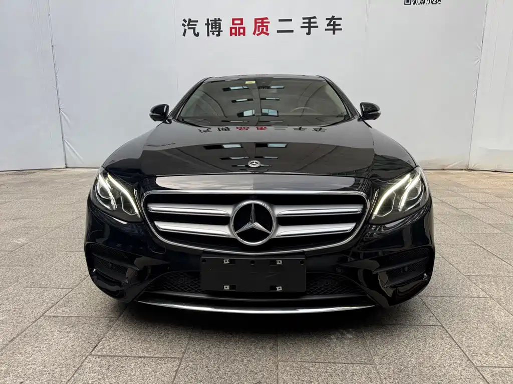 Mercedes-Benz E-Class — миниатюра 2