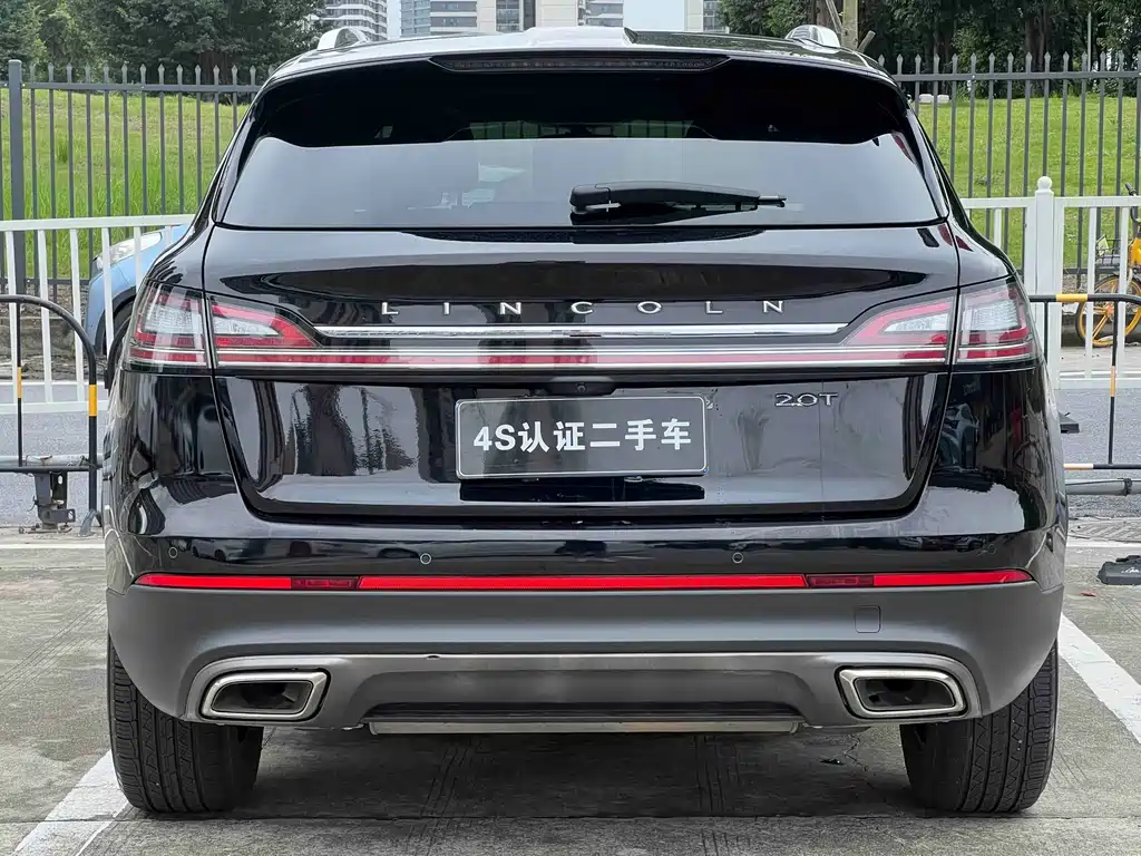 Lincoln Nautilus 2019 2.0T Premium VI