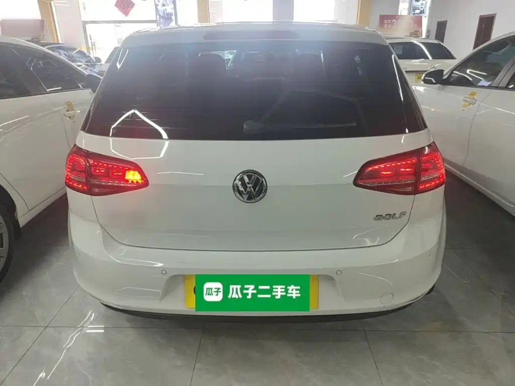 Volkswagen Golf — миниатюра 6