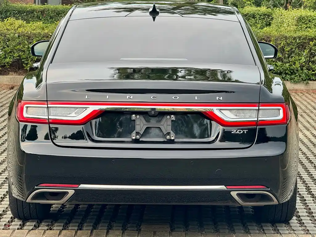 Lincoln Continental — миниатюра 15