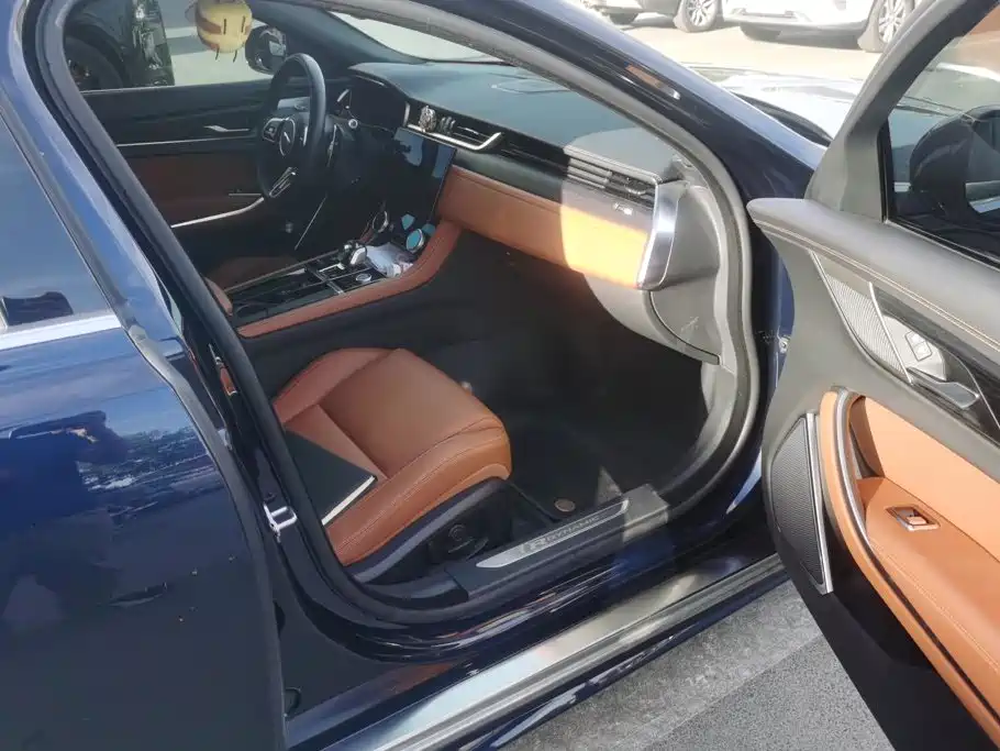 Jaguar XFL 2022 XFL 2.0T P250 Elite Sport